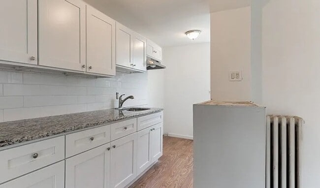 Building Photo - Charming 2BR House in Philadelphia