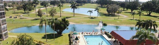 Foto del edificio - 9423 S Hollybrook Lake Dr