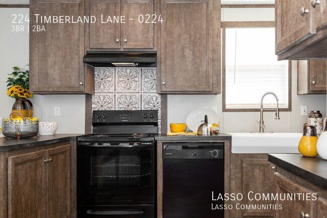 Building Photo - 224 Timberland Ln