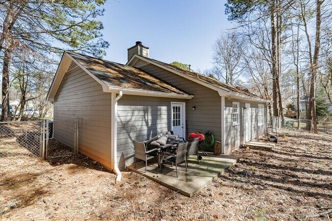 Photo - 150 Onyx Pl House