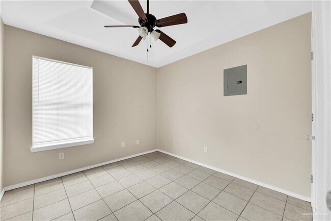 Building Photo - 601 Agate St