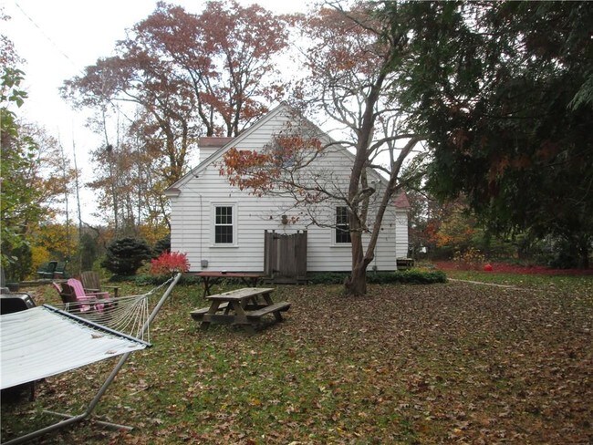 Building Photo - 1699R Old Louisquisset Pike