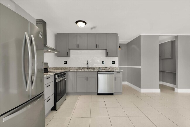 Foto del edificio - 249 SW 12th St