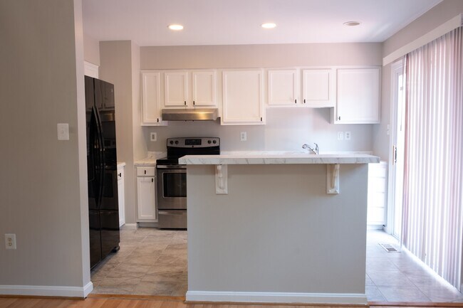 Building Photo - 2751 Sweet Clover Ct