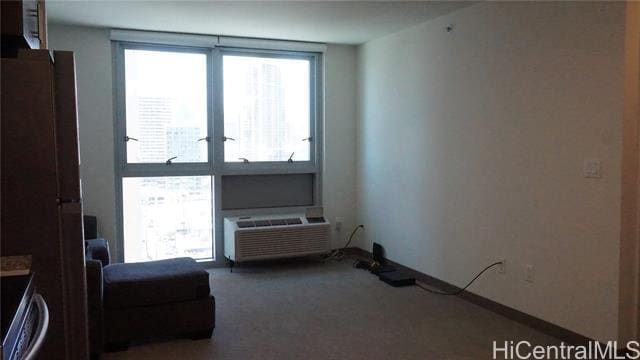 Building Photo - 988 Halekauwila St