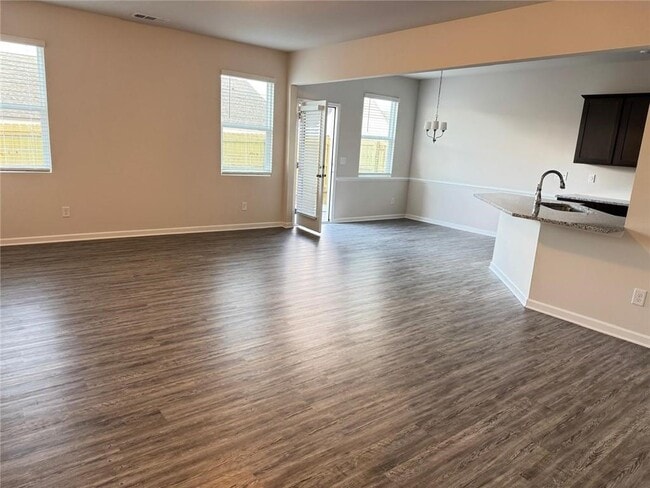 Foto del edificio - 121 Windover Wy