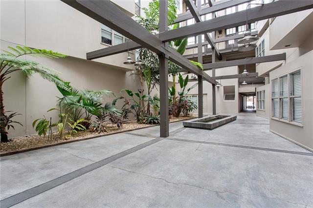 Foto del edificio - 1111 S Peters St