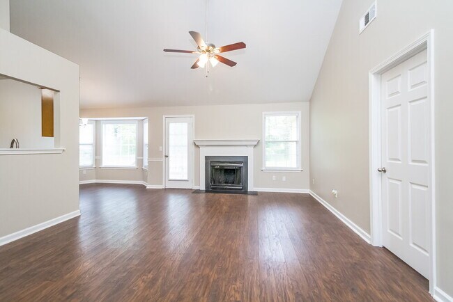 Building Photo - 403 Wildlife Ct