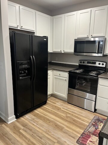 Foto del edificio - 7106 W Friendly Ave