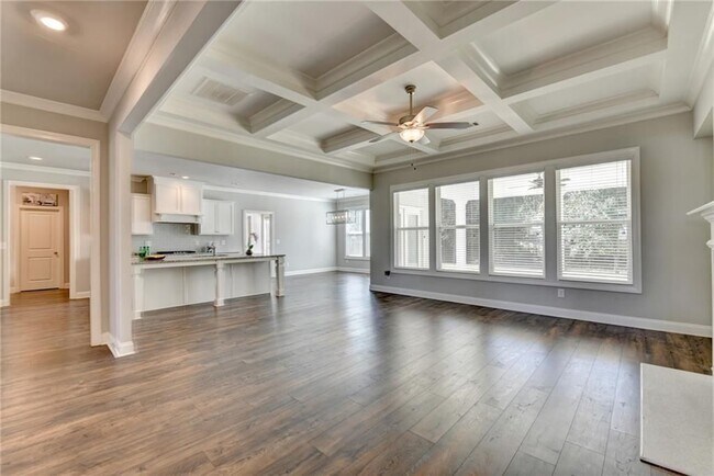 Foto del edificio - 840 Champagne Ln