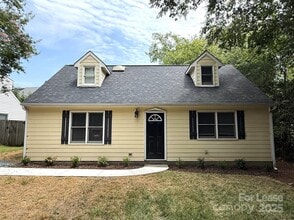 Building Photo - 420 Beaty St