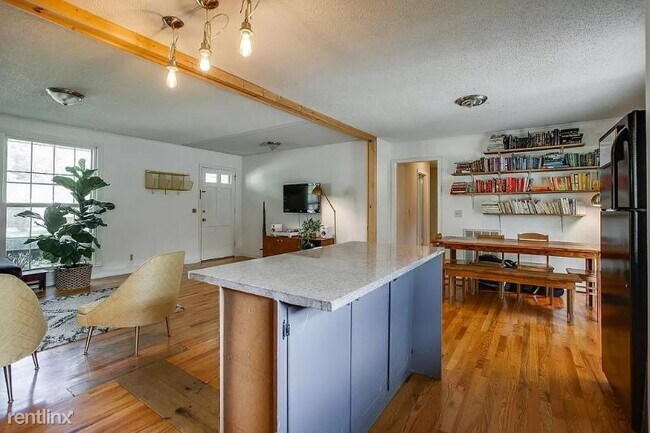 Building Photo - 3 br, 2 bath House - 238 Elysian Fields Rd