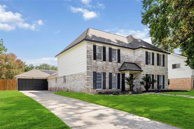 Foto del edificio - 5511 Green Timbers Dr