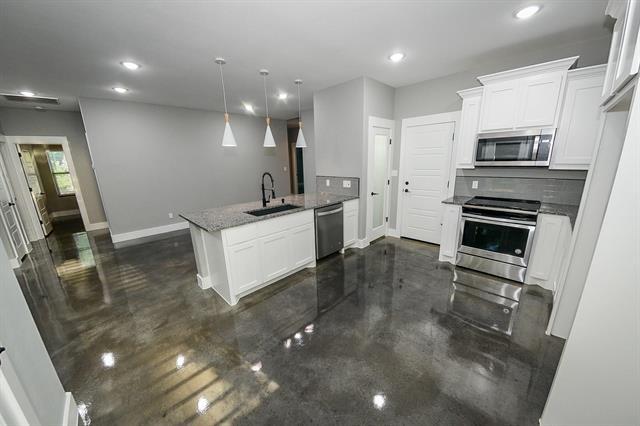 Foto del edificio - 726 Dubois St
