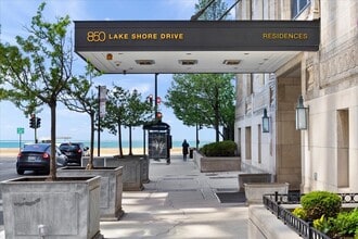 Building Photo - 850 N Lake Shore Dr