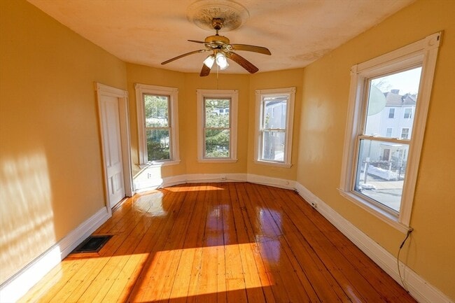 Photo - 35 Clarkson St Apartment