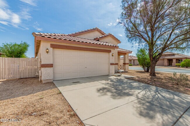 Foto del edificio - 4803 N 92nd Ln