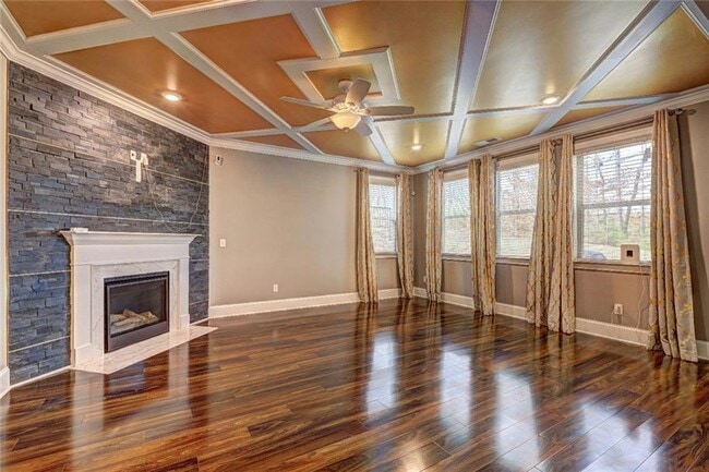 Building Photo - 4527 Bridgeway Rd