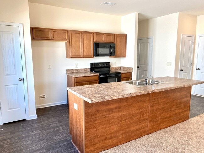 Foto del edificio - Beautiful home for lease!