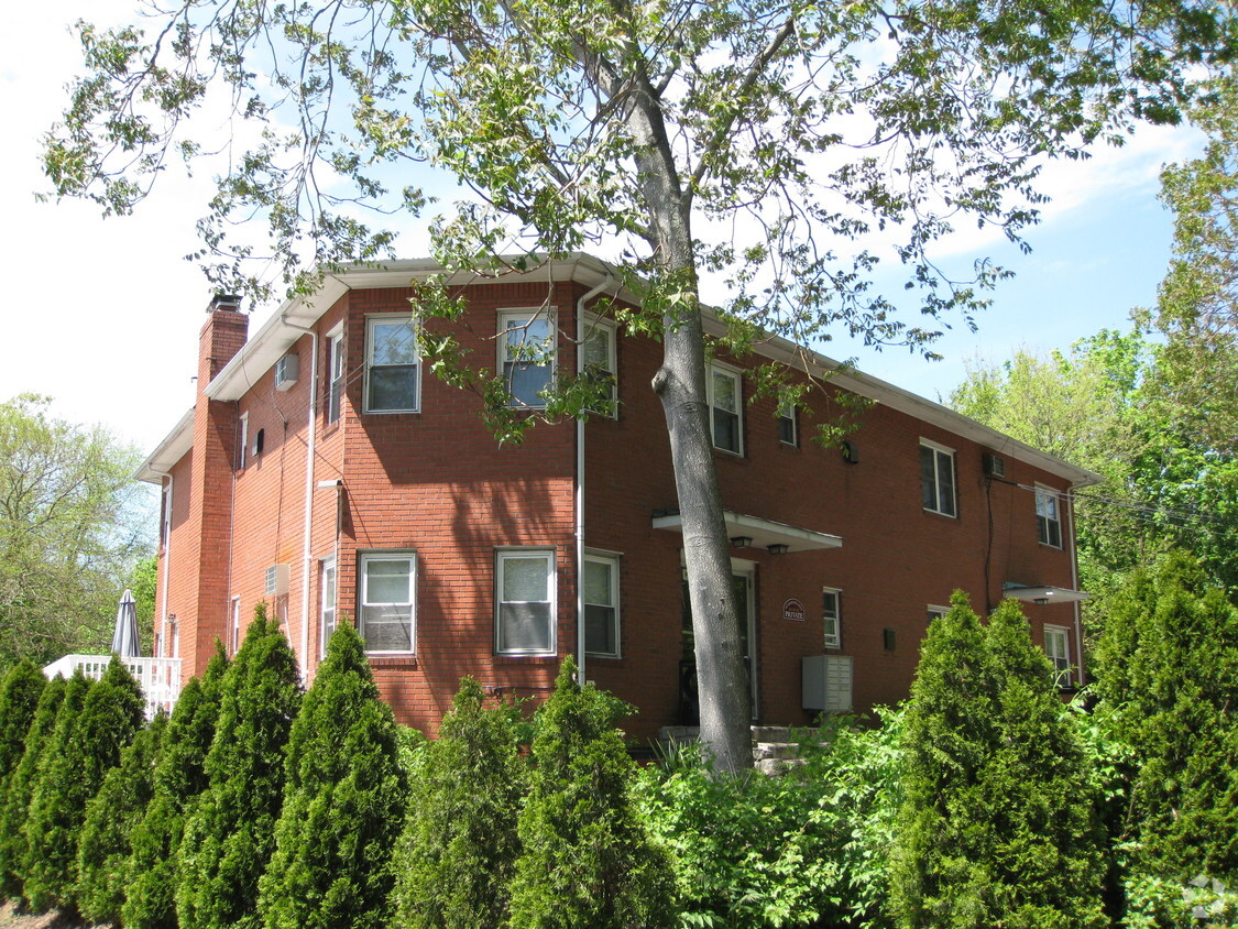 Foto del edificio - 488 Browns Rd