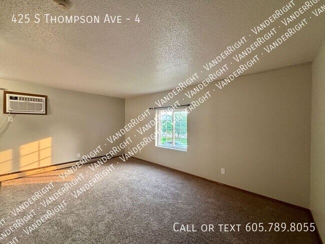 Foto del edificio - 425 S Thompson Ave