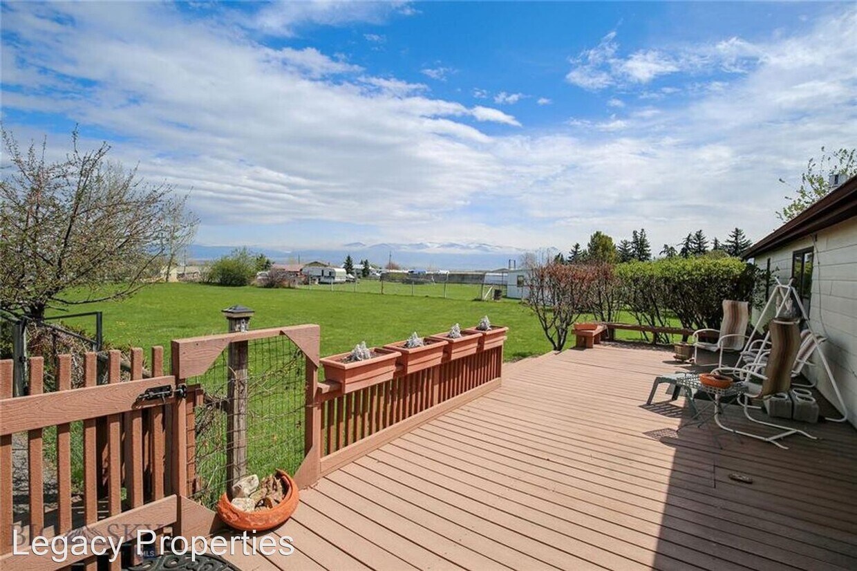 Foto del edificio - 3 br, 2 bath House - 585 Warner Lane - 585...