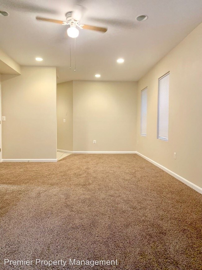 Building Photo - 2 br, 1.5 bath Apartment - 2419 Callow Avenue