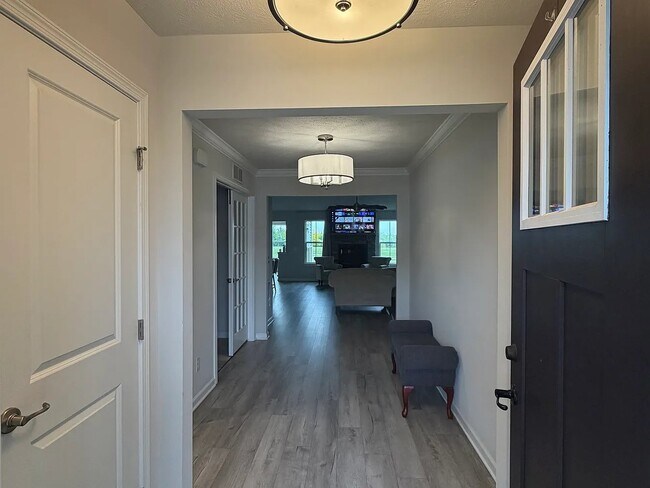Foto del edificio - 5535 Spanish Bay St SE