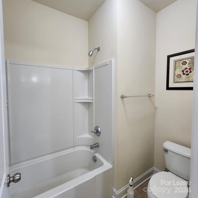 Foto del edificio - 3522 Deborah St