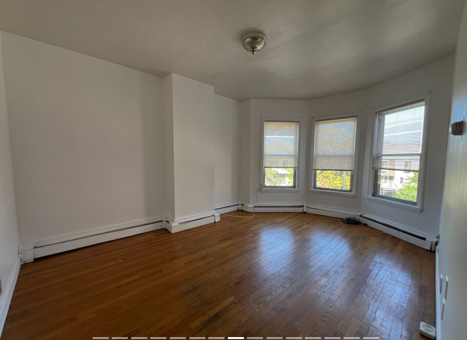 Foto del edificio - 846 Huntington Ave