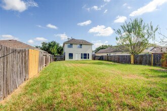 Building Photo - 822 Richview Dr