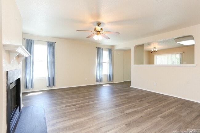 Foto del edificio - 11335 Branding Depot