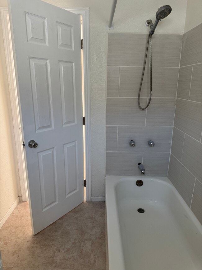 Building Photo - 6409 11th Ave