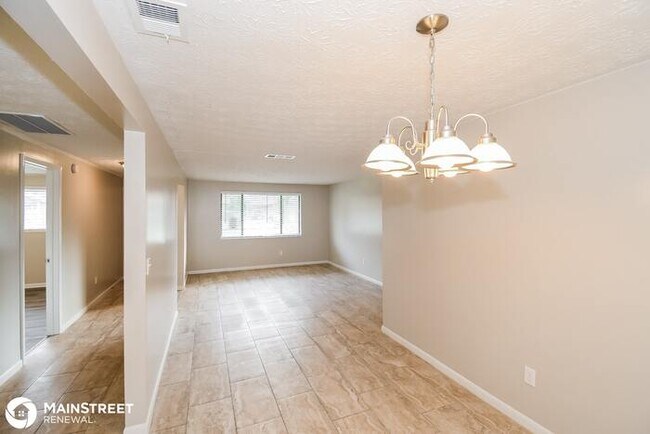 Building Photo - 11117 WINDHAVEN DR N, JACKSONVILLE, FL 32225