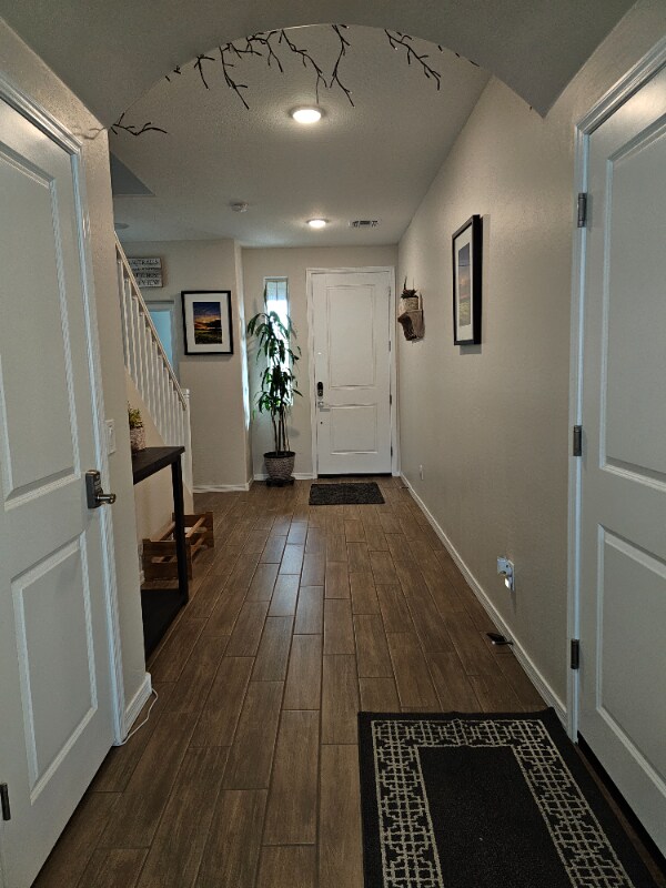 Building Photo - 880 S 150th Dr