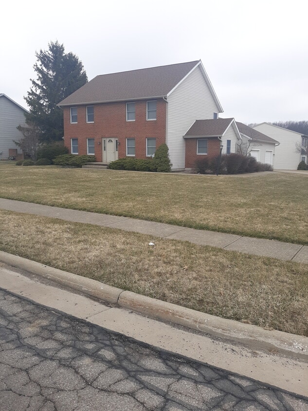 2366 Ferguson Rd, Ontario, OH 44906 Townhome Rentals in Ontario OH