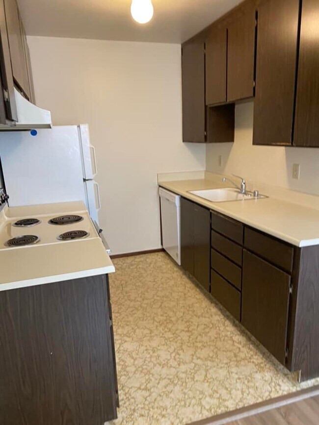 Building Photo - 421 Kains Ave