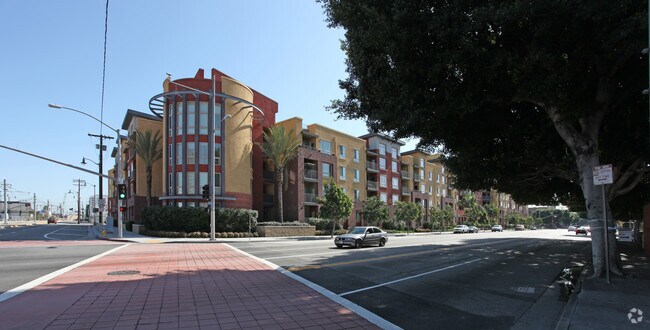 Savoy Apartments Los Angeles Ca Building Photo Savoy