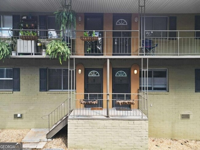 Photo - 520 Park Ave SE Apartment