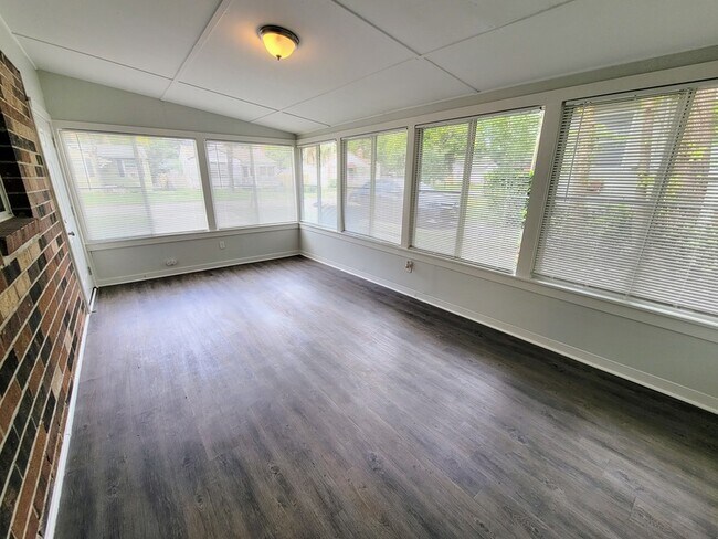 Foto del edificio - 4814 Polaris St