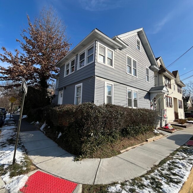 Building Photo - 461 Harrison St