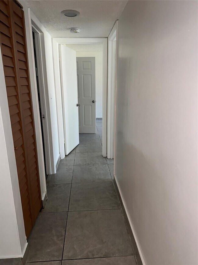 Foto del edificio - 4117 NW 88th Ave