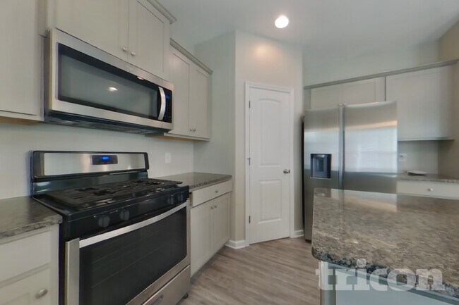 Foto del edificio - 307 Arbor Cir