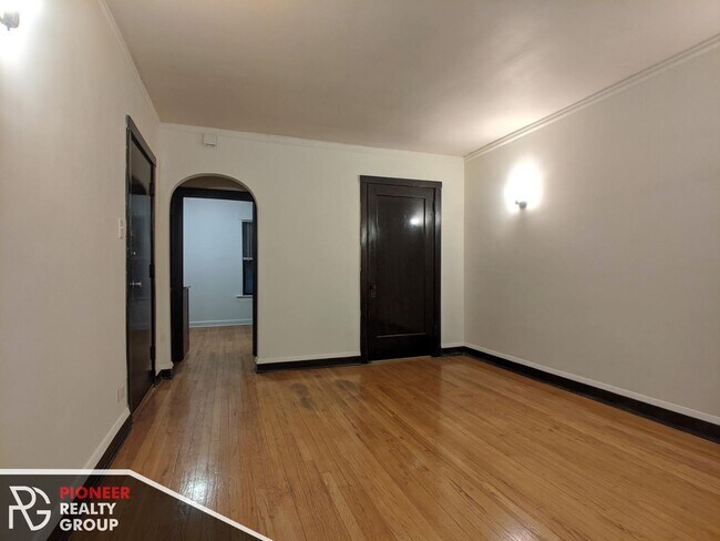 Foto del edificio - 2122 W Ainslie St