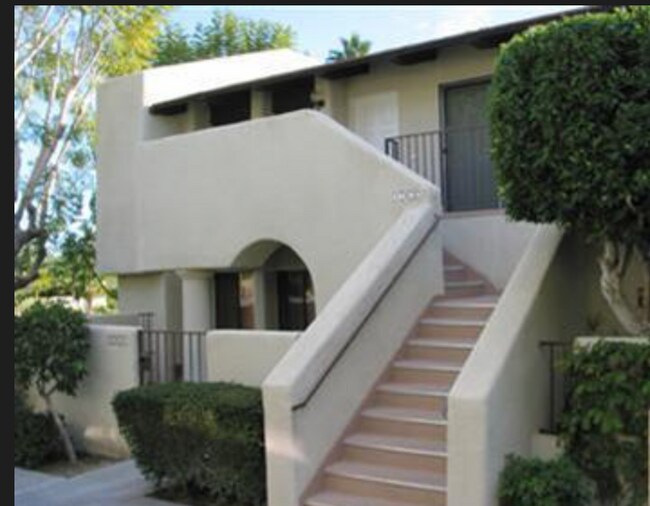Building Photo - 351 N Hermosa Dr