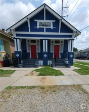 Building Photo - 8403 Apricot St