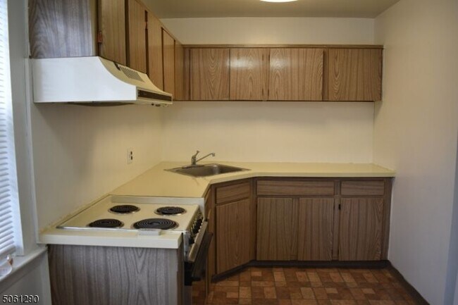 Foto del edificio - 195 N Beverwyck Rd