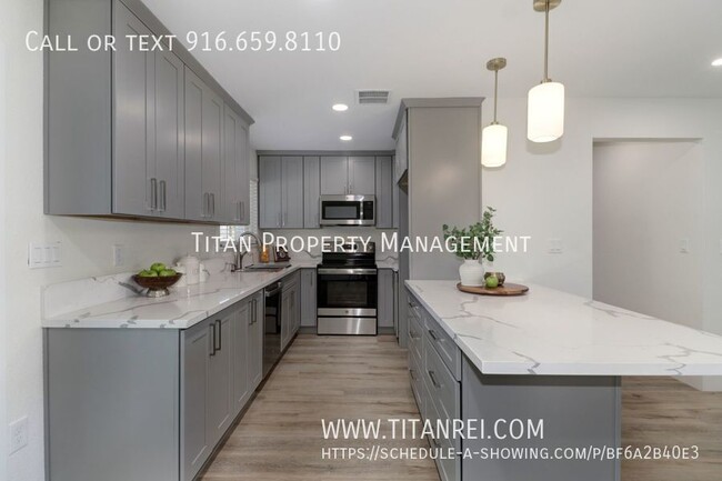Building Photo - 6849 Treelark Way
