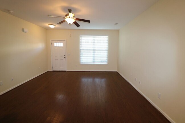 Building Photo - 5331 Farm House Trail