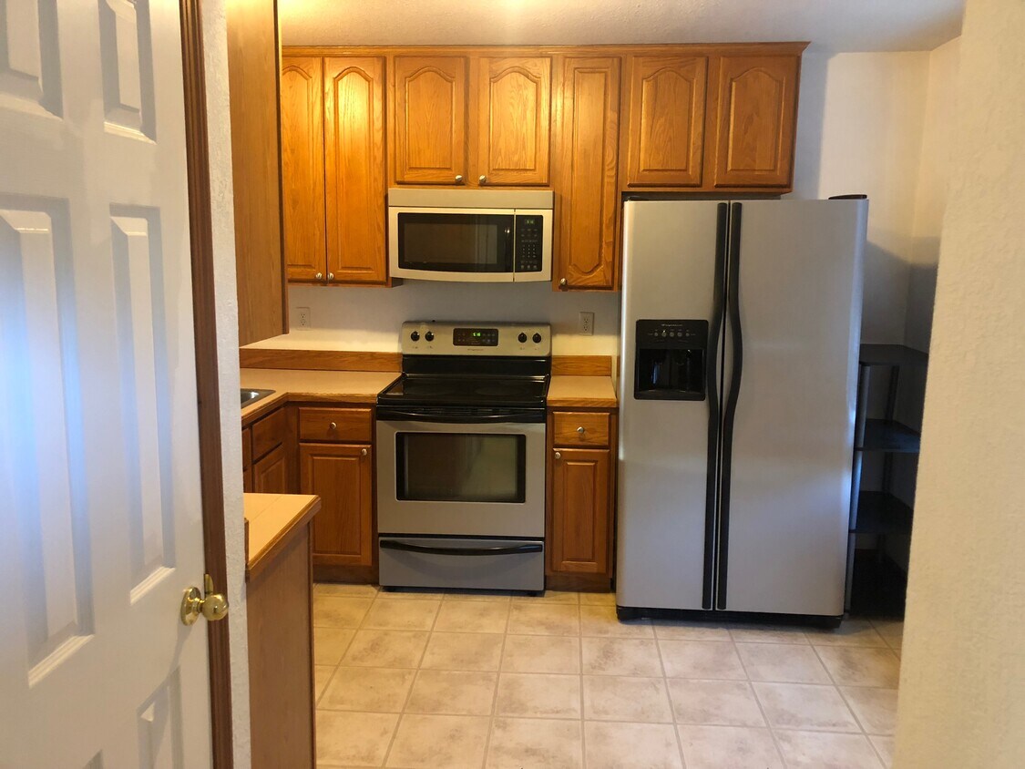 8 Hanna Ln, WV 26505 Townhome Rentals in WV